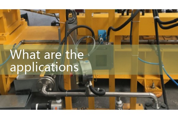 Integrated turbine flowmeter